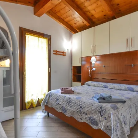 1 Bedroom Lovely In * Viddalba