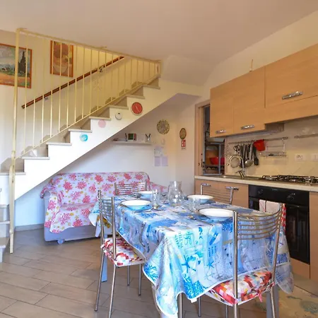 1 Bedroom Lovely In *